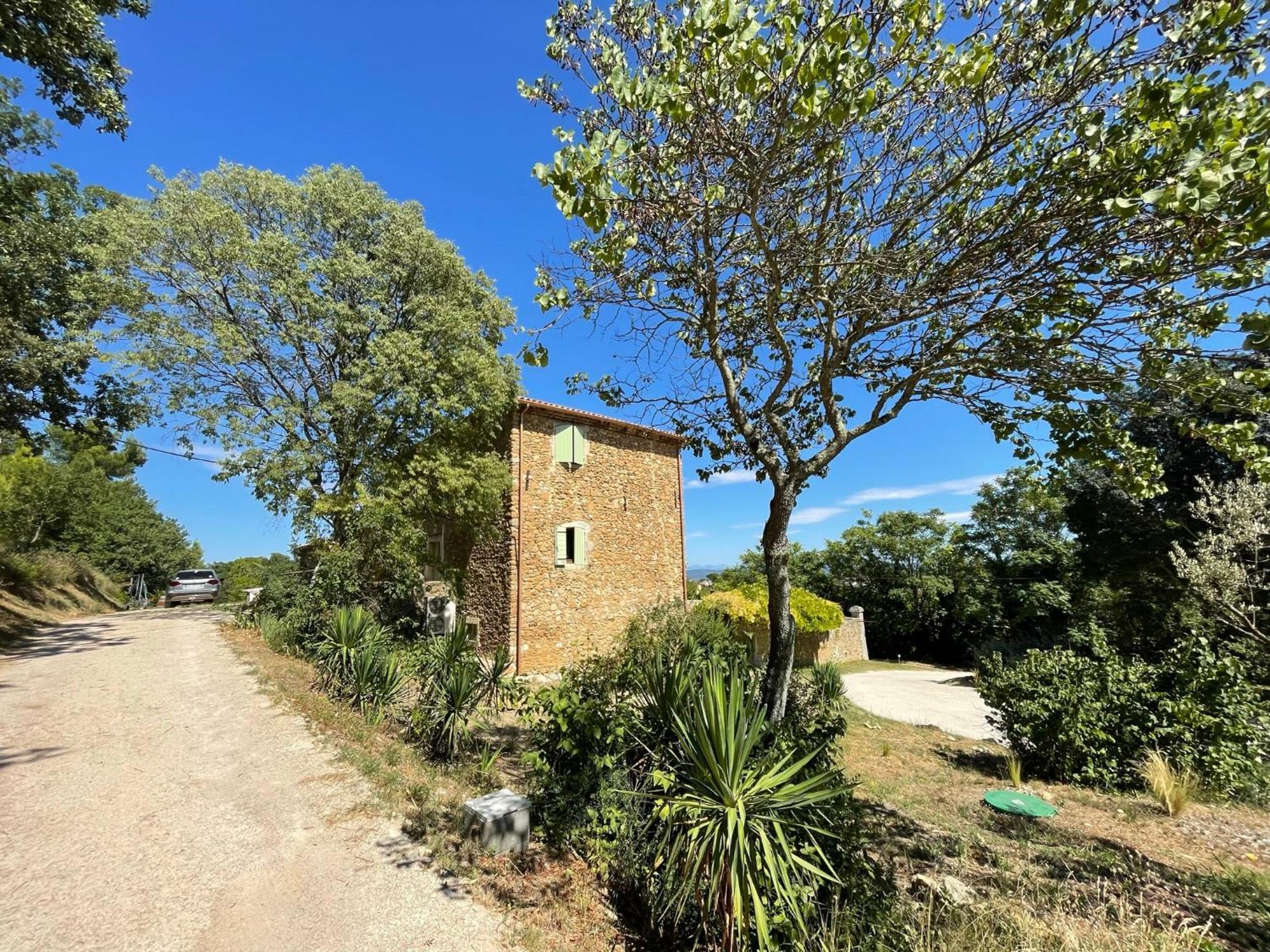 Les Yourtes De Provence Acomodação com café da manhã Saint-Paulet-de-Caisson Exterior foto